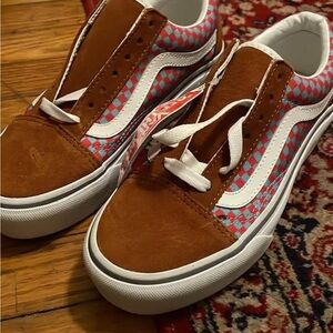 Vans Old Skool Size Women’s 6 camel/tan/baby blue,red/white Brand New with Tags